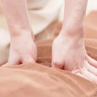 女性